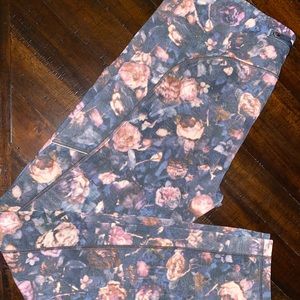 Size 10 lululemon leggings